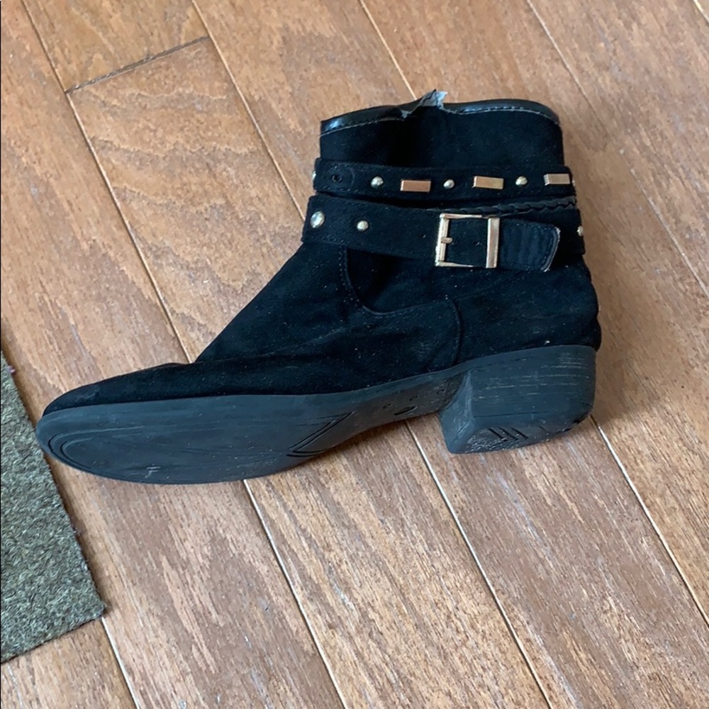 Girls size 2 black booties